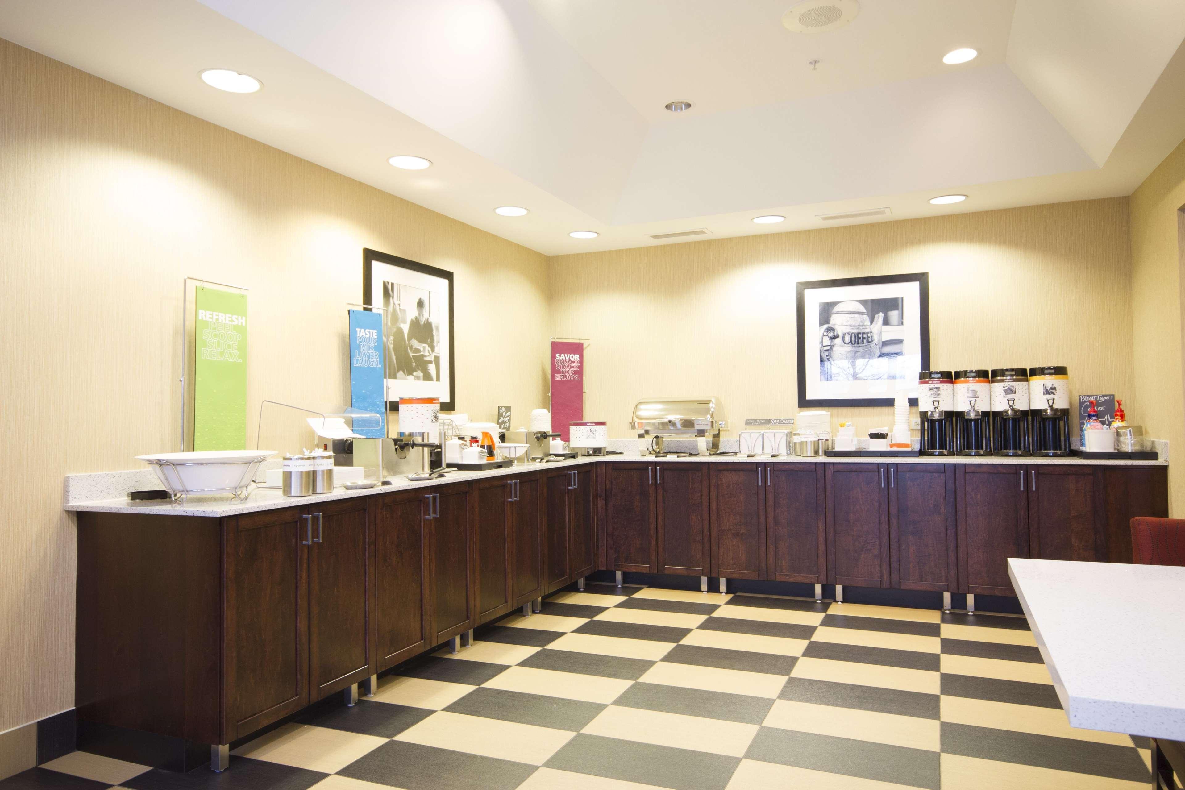 Hampton Inn Marshall Eksteriør bilde
