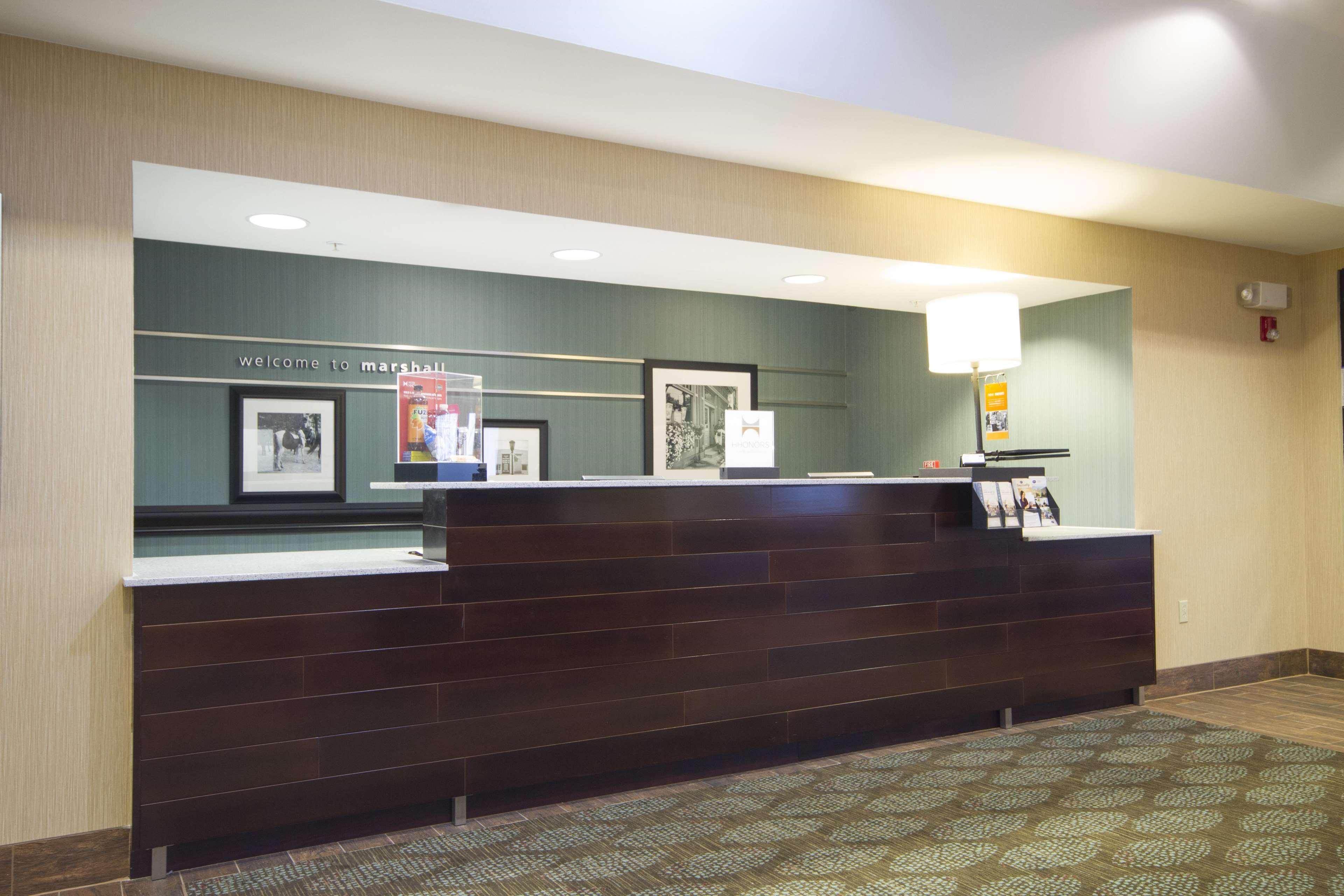 Hampton Inn Marshall Eksteriør bilde