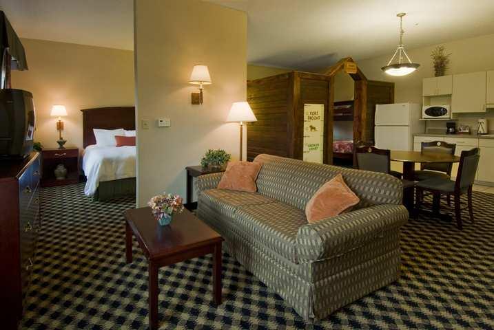 Hampton Inn Marshall Eksteriør bilde